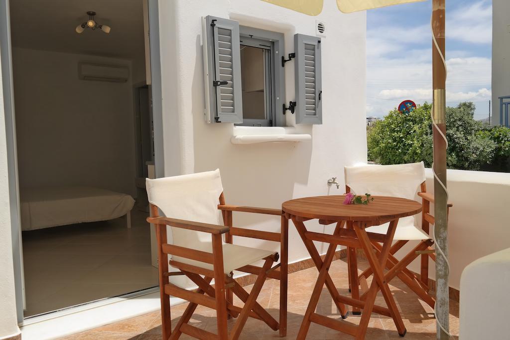 Theofanis Studios Agia Anna  Oda fotoğraf